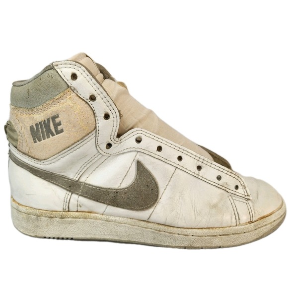 Vintage Nike Penetrator Sneaker Mens 7 White Gray 1986 High Top Shoe B60103TH